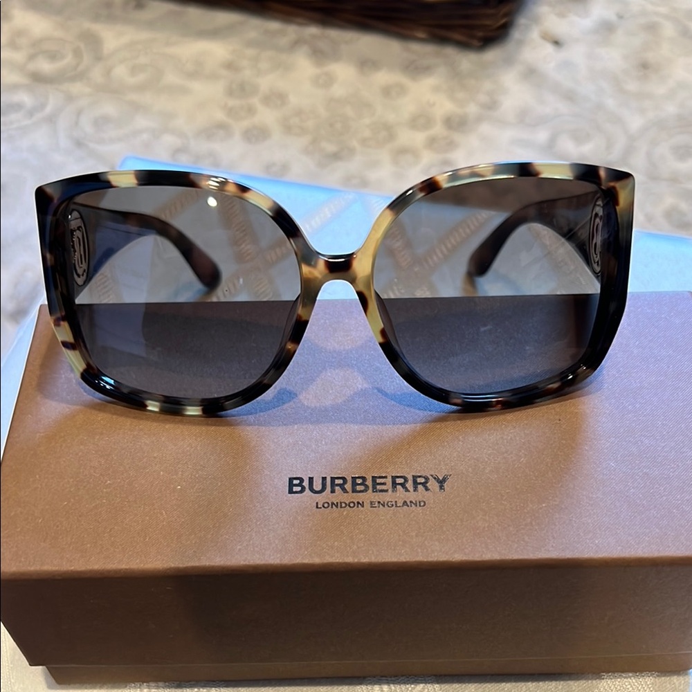 Burberry Women's Tortoise Shell Sunglasses